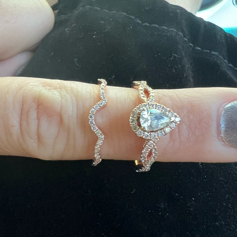 Rose gold pear shape bridal set
